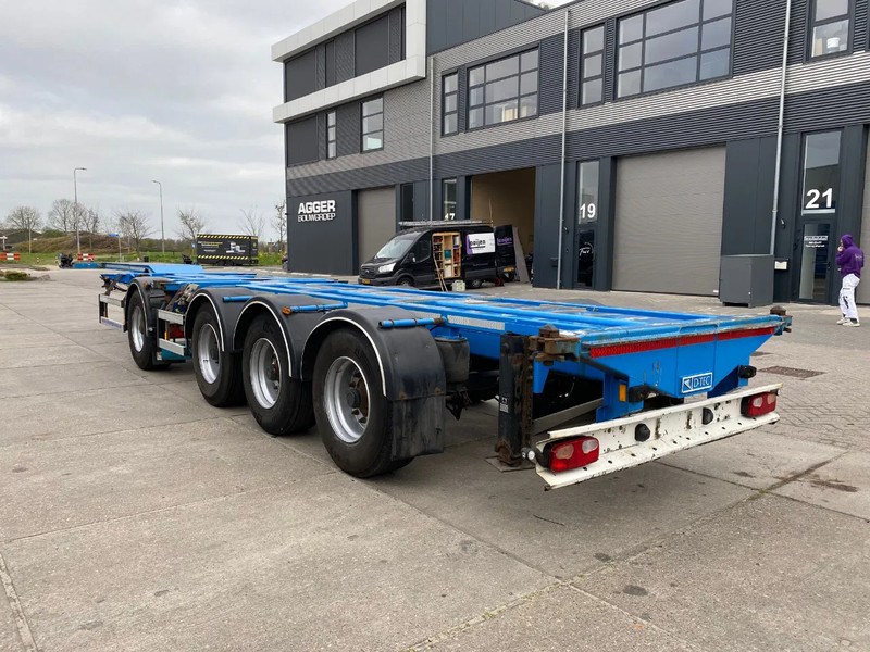 D-Tec CT-43-04D VCC-05 Combitrailer / 4 Axles / 1x Lift Axle - Semirremolque portacontenedore/ Intercambiable: foto 3 D-Tec CT-43-04D VCC-05 Combitrailer / 4 Axles / 1x Lift Axle - Semirremolque portacontenedore/ Intercambiable: foto 3