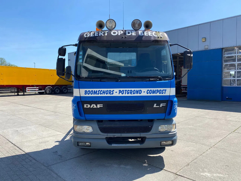 DAF LF 55.220 / Cable System / Manual / Euro 3 - Camión con equipo de cable: foto 2 DAF LF 55.220 / Cable System / Manual / Euro 3 - Camión con equipo de cable: foto 2