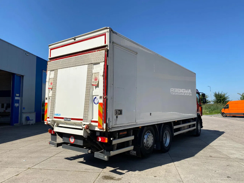 Renault D Wide 320 DTI 8 / Closed box / Euro 6 / Dhollandia - Camión caja cerrada: foto 5 Renault D Wide 320 DTI 8 / Closed box / Euro 6 / Dhollandia - Camión caja cerrada: foto 5