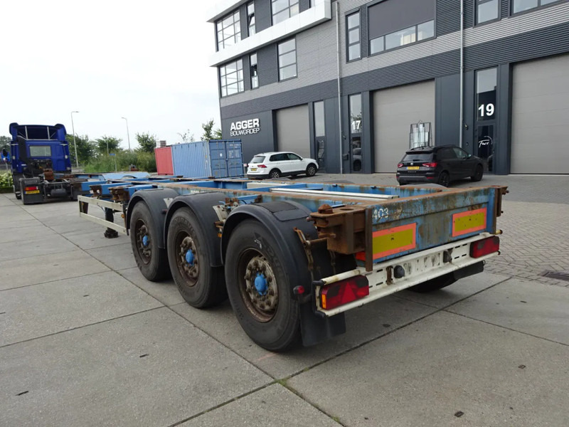 Renders Container chassis / Mercedes + Disc / 1x Lift Axle / 1x Extendable - Semirremolque portacontenedore/ Intercambiable: foto 3 Renders Container chassis / Mercedes + Disc / 1x Lift Axle / 1x Extendable - Semirremolque portacontenedore/ Intercambiable: foto 3