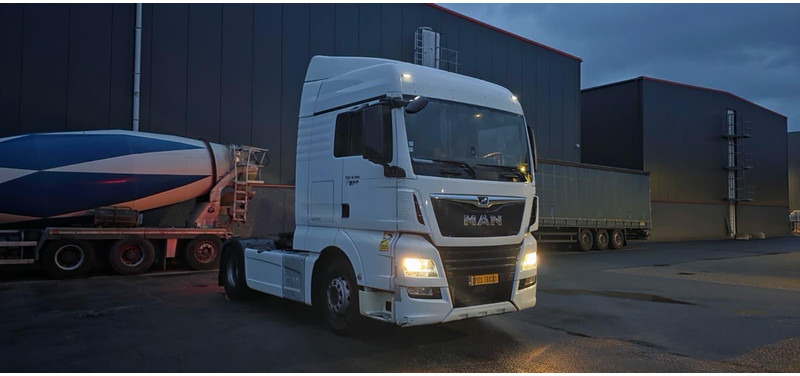 MAN TGX 18.500 Retarder - Cabeza tractora: foto 3 MAN TGX 18.500 Retarder - Cabeza tractora: foto 3