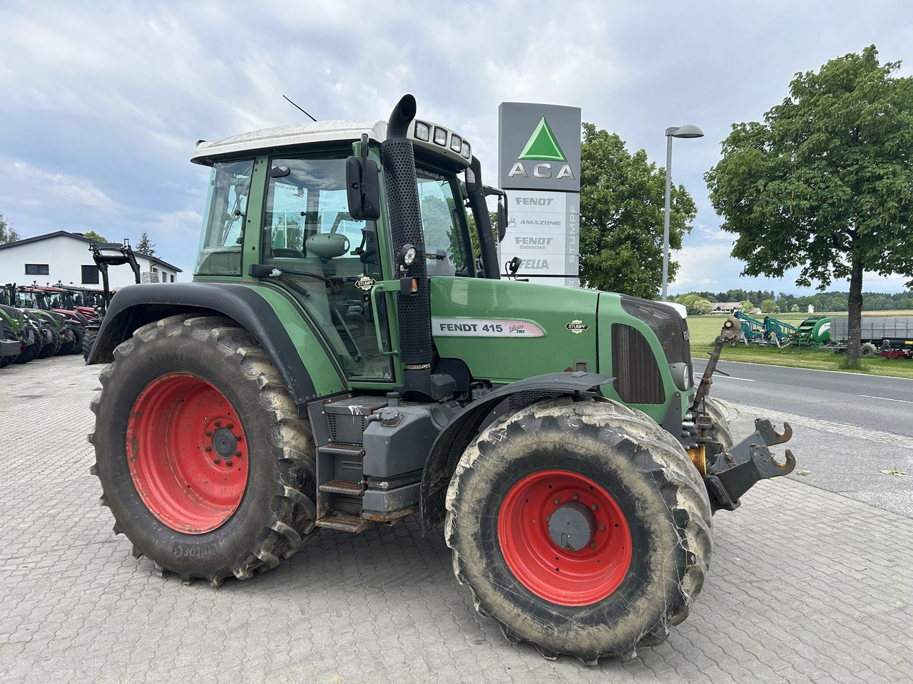 Fendt 411 Vario - Tractor: foto 1 Fendt 411 Vario - Tractor: foto 1