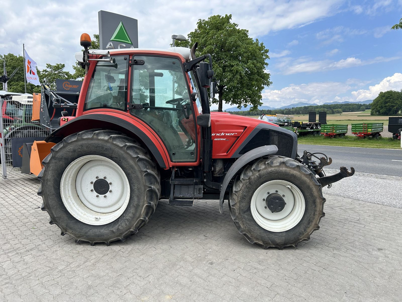 Lindner Geotrac 94 - Tractor: foto 2 Lindner Geotrac 94 - Tractor: foto 2