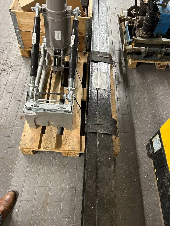 Tracto GRUNDOTUGGER 250 - Implemento para Maquinaria de construcción: foto 5 Tracto GRUNDOTUGGER 250 - Implemento para Maquinaria de construcción: foto 5