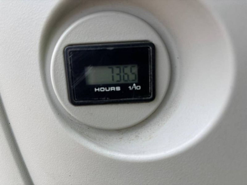 Kobelco Kobelco SK 75 SR-3E - Miniexcavadora: foto 5 Kobelco Kobelco SK 75 SR-3E - Miniexcavadora: foto 5