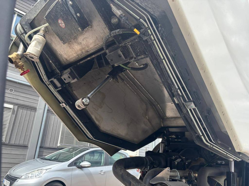 Barredora vial Mathieu MC-210 Azura Flex Street Sweeper: foto 11 Barredora vial Mathieu MC-210 Azura Flex Street Sweeper: foto 11