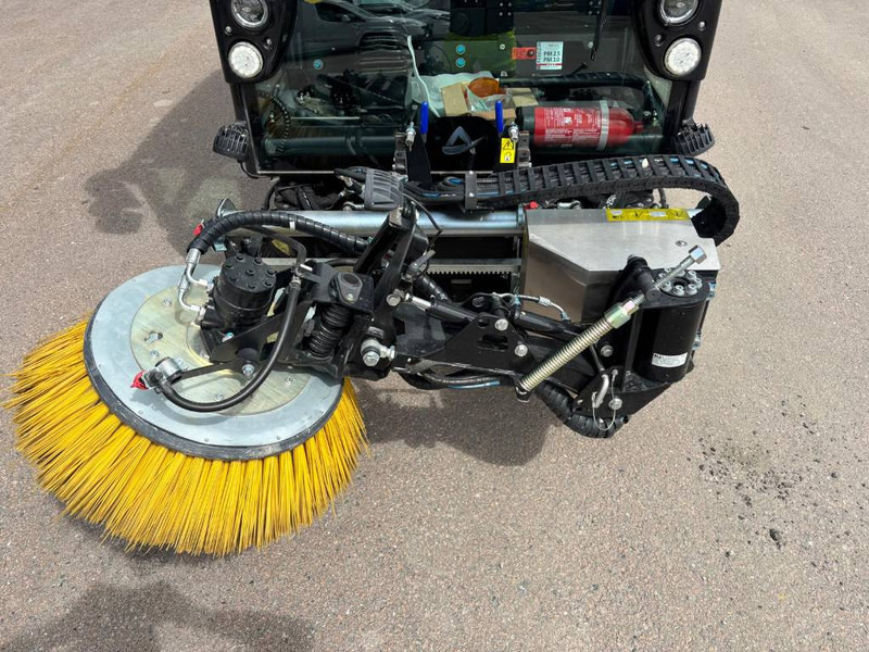 Barredora vial Mathieu MC-210 Azura Flex Street Sweeper: foto 6 Barredora vial Mathieu MC-210 Azura Flex Street Sweeper: foto 6