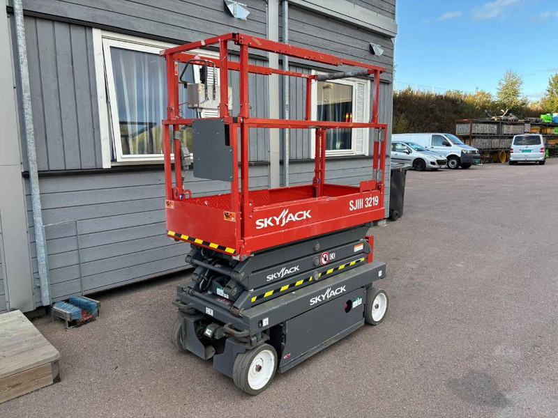 Skyjack SJ III 3219 - Plataforma de tijeras: foto 1 Skyjack SJ III 3219 - Plataforma de tijeras: foto 1