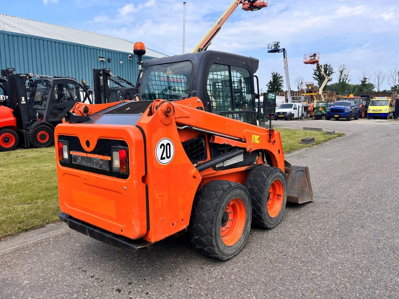 Bobcat S450 - Minicargadora: foto 5 Bobcat S450 - Minicargadora: foto 5