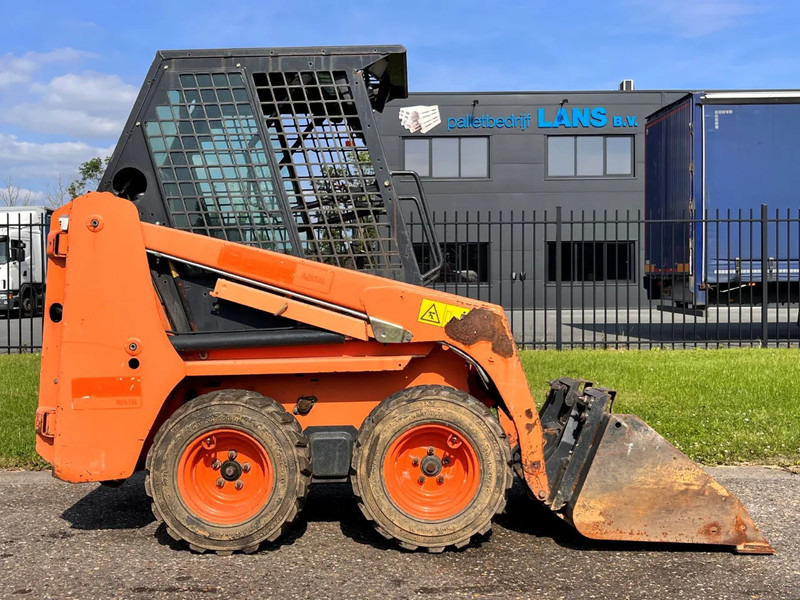 Bobcat S70 - Minicargadora: foto 1 Bobcat S70 - Minicargadora: foto 1