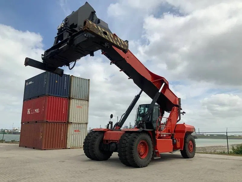 Hyster RS46-36CH - Reach stacker: foto 1 Hyster RS46-36CH - Reach stacker: foto 1