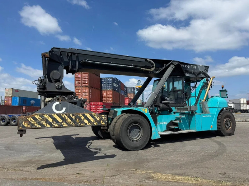 KONECRANES SMV 4531 TC5 - Reach stacker: foto 1 KONECRANES SMV 4531 TC5 - Reach stacker: foto 1
