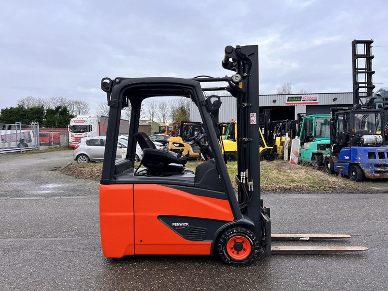 Linde E16H-02 - Carretilla elevadora eléctrica: foto 1 Linde E16H-02 - Carretilla elevadora eléctrica: foto 1