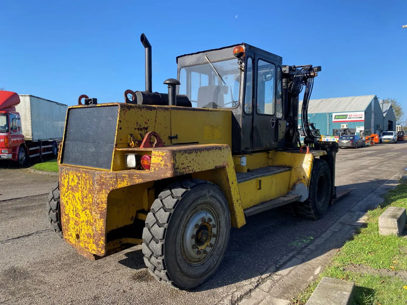 Svetruck 18 60 33 TRIPLEX MAST - Carretilla elevadora diésel: foto 5 Svetruck 18 60 33 TRIPLEX MAST - Carretilla elevadora diésel: foto 5