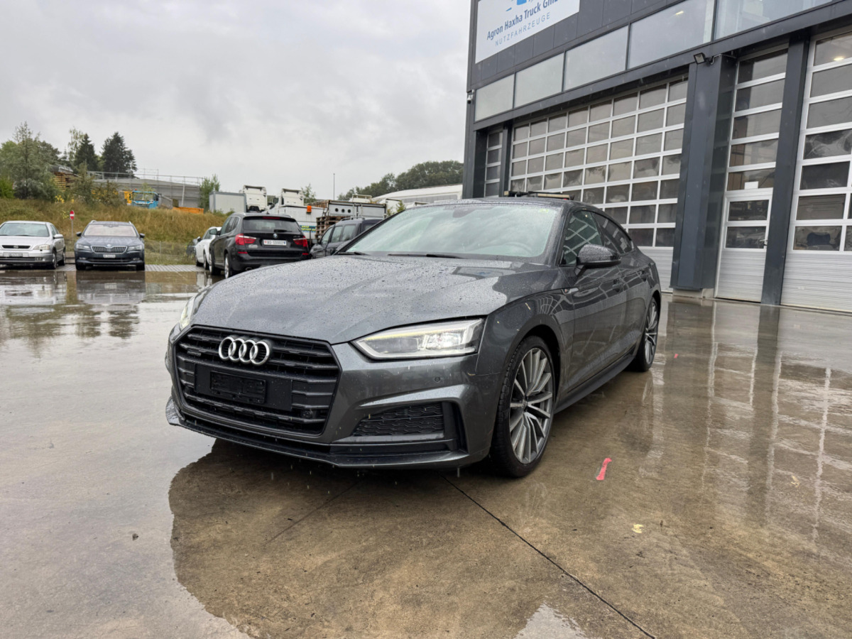 AUDI A5 2.0TFSI QUATTRO S-Line - Coche: foto 1 AUDI A5 2.0TFSI QUATTRO S-Line - Coche: foto 1