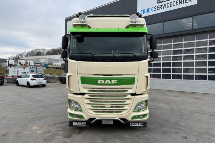 DAF XF460 4x2 - Cabeza tractora: foto 2 DAF XF460 4x2 - Cabeza tractora: foto 2