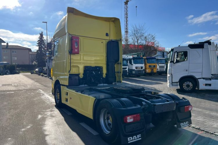 Cabeza tractora DAF XF510 4x2: foto 7