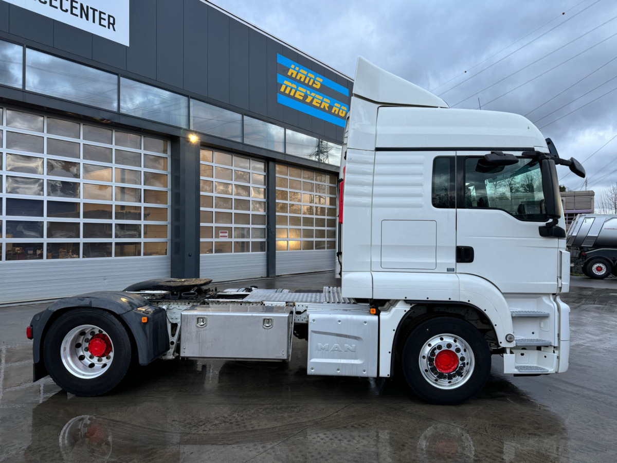 MAN TGS 18.440 ADR Nebenabtrieb Getriebe - Cabeza tractora: foto 4 MAN TGS 18.440 ADR Nebenabtrieb Getriebe - Cabeza tractora: foto 4