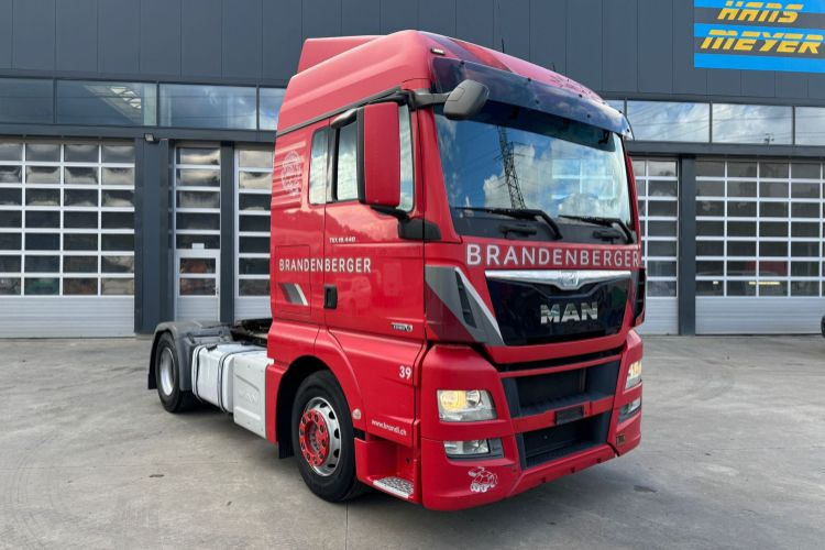 MAN TGX 18.440 4x2 XL C0703 - Cabeza tractora: foto 3 MAN TGX 18.440 4x2 XL C0703 - Cabeza tractora: foto 3