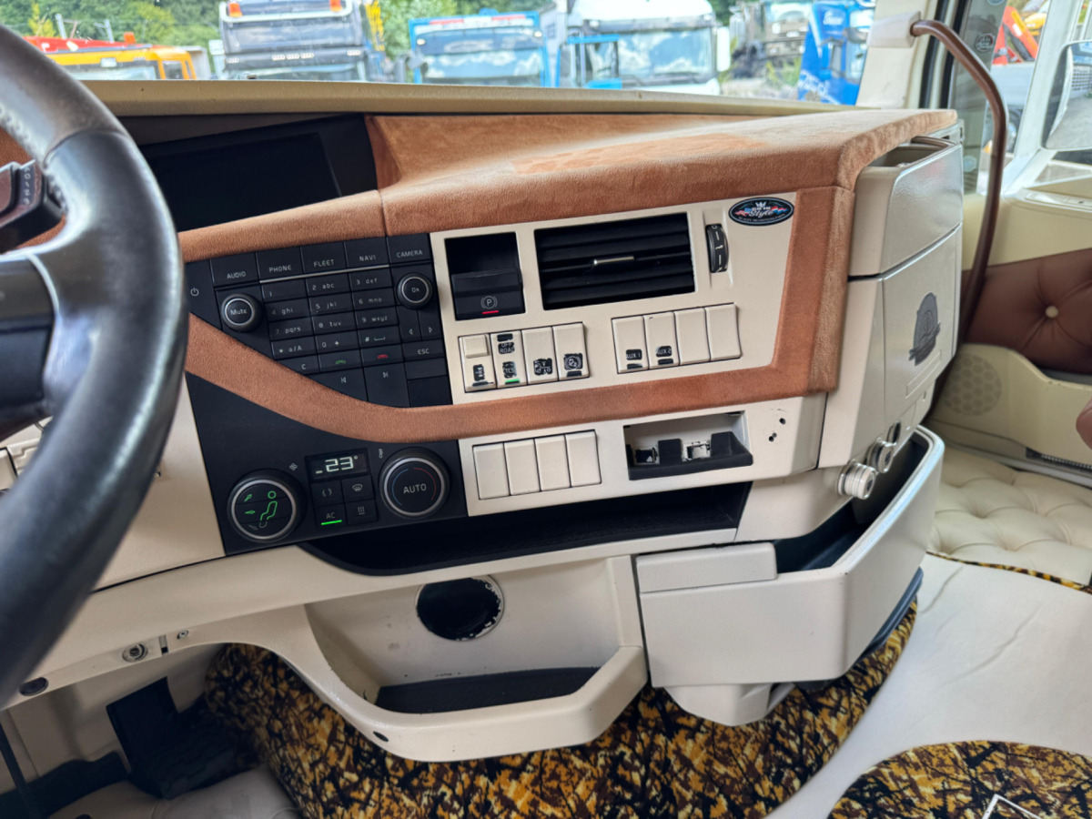 Cabeza tractora VOLVO FH-460 4x2: foto 17