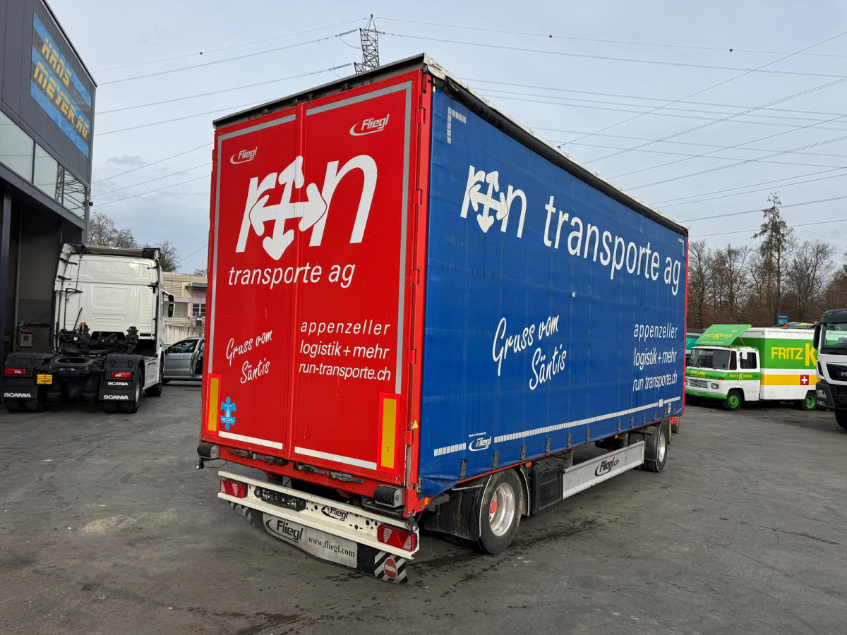 FLIEGL ZPS 200 3M Innenhöhe - Remolque con toldo: foto 4 FLIEGL ZPS 200 3M Innenhöhe - Remolque con toldo: foto 4