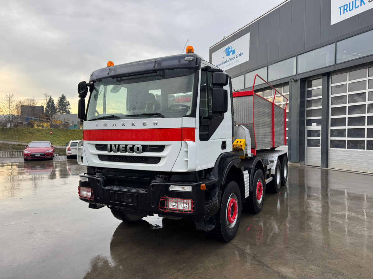 IVECO Trakker 41T410 8x4 Thermo 2 Kammern - Camión volquete: foto 2 IVECO Trakker 41T410 8x4 Thermo 2 Kammern - Camión volquete: foto 2
