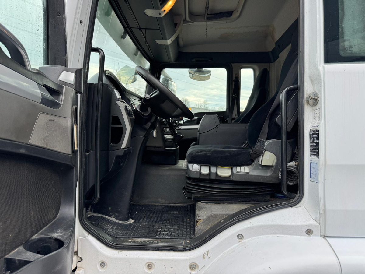 Camión hormigonera MAN TGS 32.480 8x4 Liebherr 9m3: foto 12
