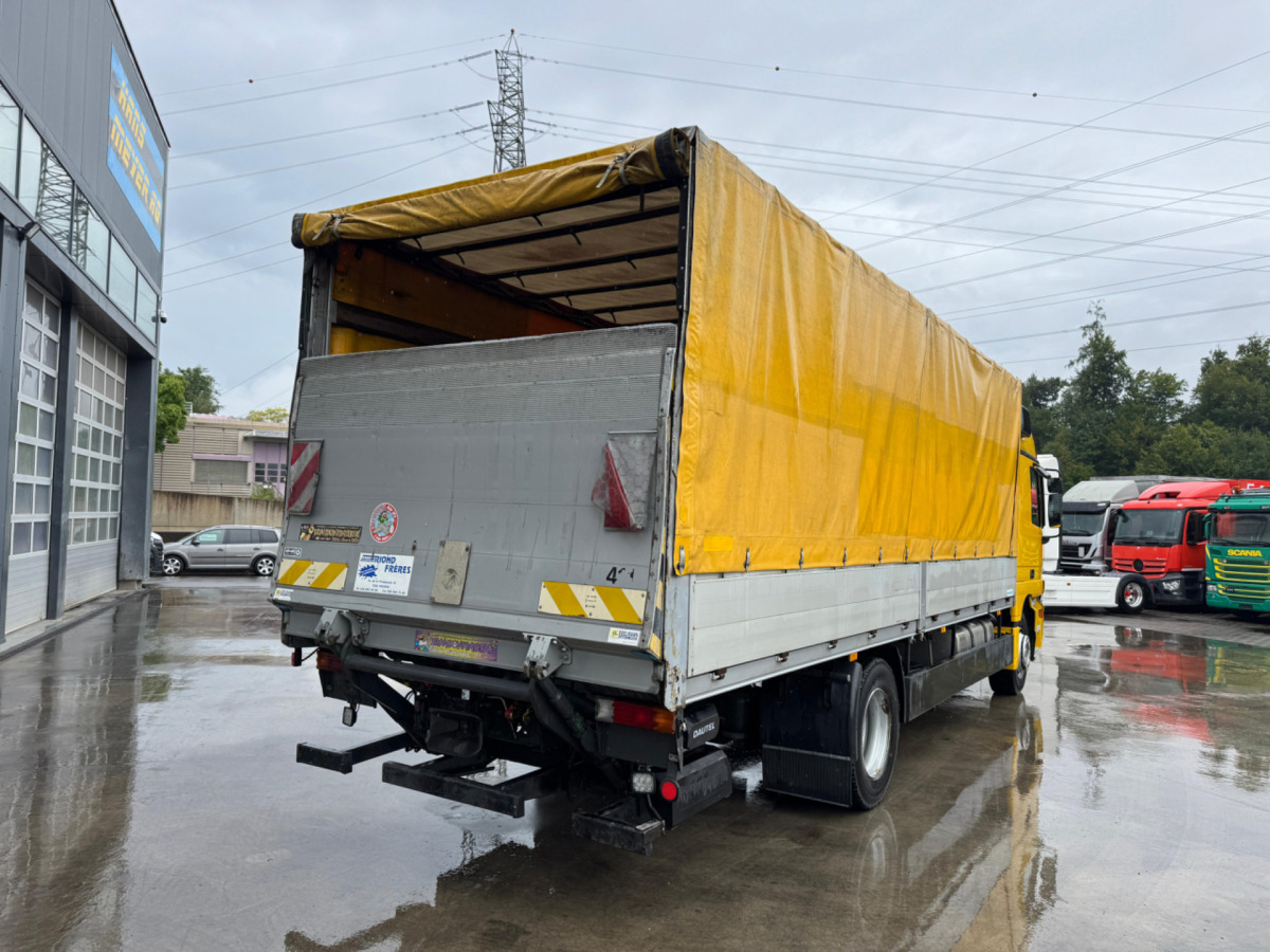 MERCEDES Actros 1835 4x2 - Camión lona: foto 5 MERCEDES Actros 1835 4x2 - Camión lona: foto 5