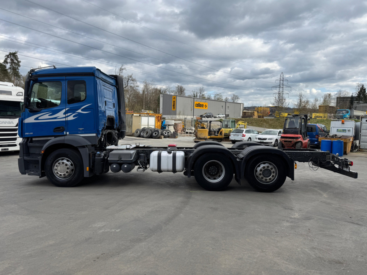 Leasing de MERCEDES Actros 2545 6x2 MERCEDES Actros 2545 6x2: foto 7