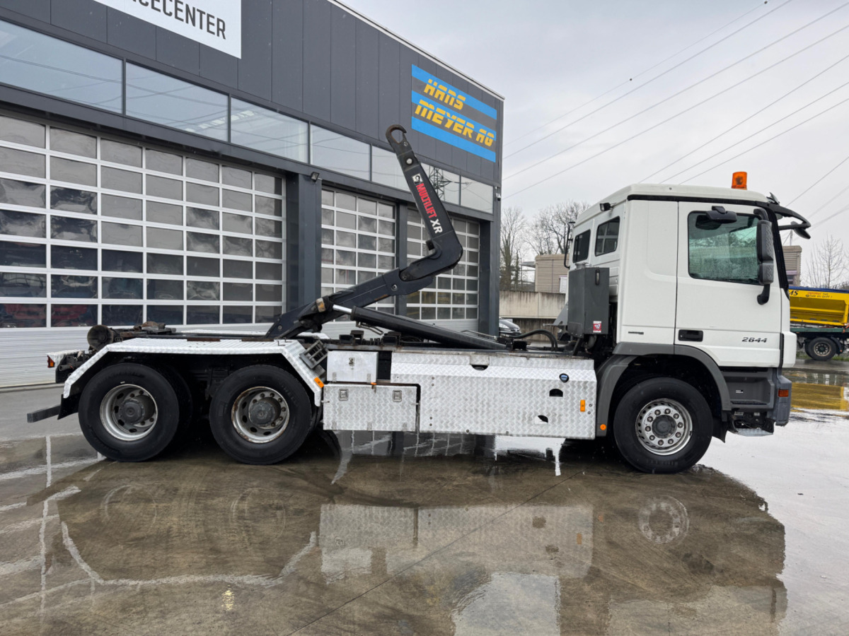 MERCEDES Actros 2644 6x4 Hiab - Camión multibasculante: foto 3 MERCEDES Actros 2644 6x4 Hiab - Camión multibasculante: foto 3