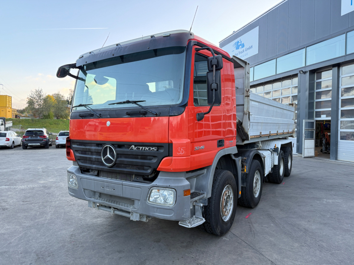 MERCEDES Actros 3246 8x4 E5 Meiller 3S - Camión volquete: foto 2 MERCEDES Actros 3246 8x4 E5 Meiller 3S - Camión volquete: foto 2