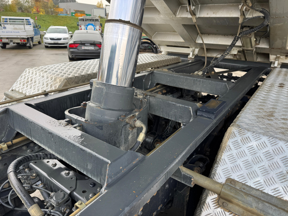 Camión volquete MERCEDES Actros 3246 8x4 Moser: foto 12