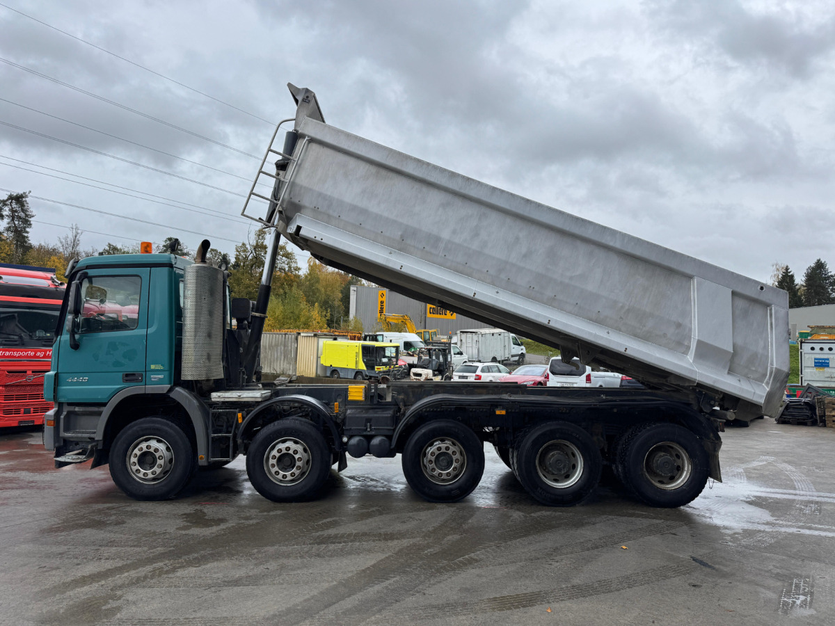 Camión volquete MERCEDES Actros 4448 10x4 Rückwärtskipper 20m3: foto 10