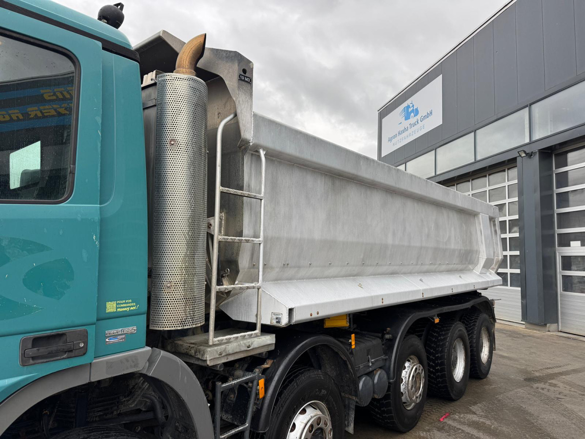 Camión volquete MERCEDES Actros 4448 10x4 Rückwärtskipper 20m3: foto 11