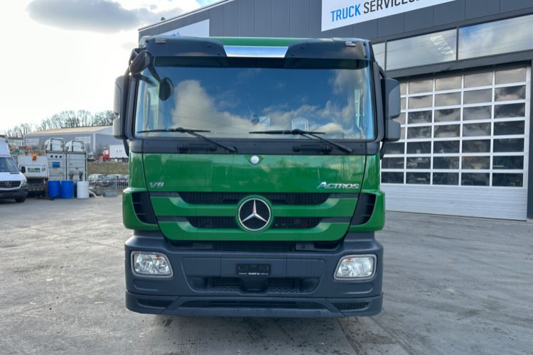 Mercedes-Benz 2551 V8 6x2 Fassi 185-5 Bj.2020 - Camión volquete, Camión grúa: foto 2 Mercedes-Benz 2551 V8 6x2 Fassi 185-5 Bj.2020 - Camión volquete, Camión grúa: foto 2