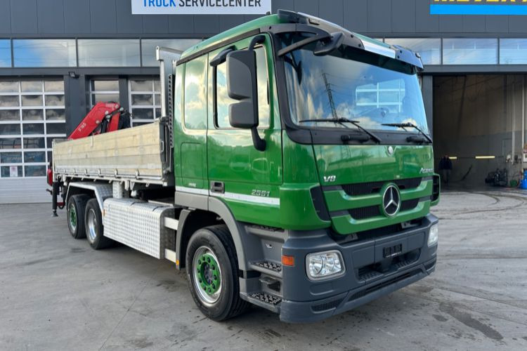 Mercedes-Benz 2551 V8 6x2 Fassi 185-5 Bj.2020 - Camión volquete, Camión grúa: foto 3 Mercedes-Benz 2551 V8 6x2 Fassi 185-5 Bj.2020 - Camión volquete, Camión grúa: foto 3