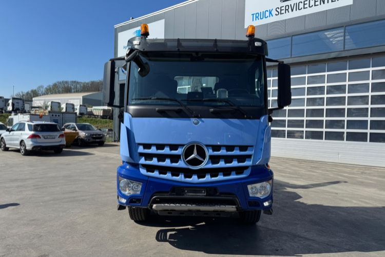 Mercedes-Benz Arocs 3246 Trösch Abroll 8x4 - Camión multibasculante: foto 2 Mercedes-Benz Arocs 3246 Trösch Abroll 8x4 - Camión multibasculante: foto 2