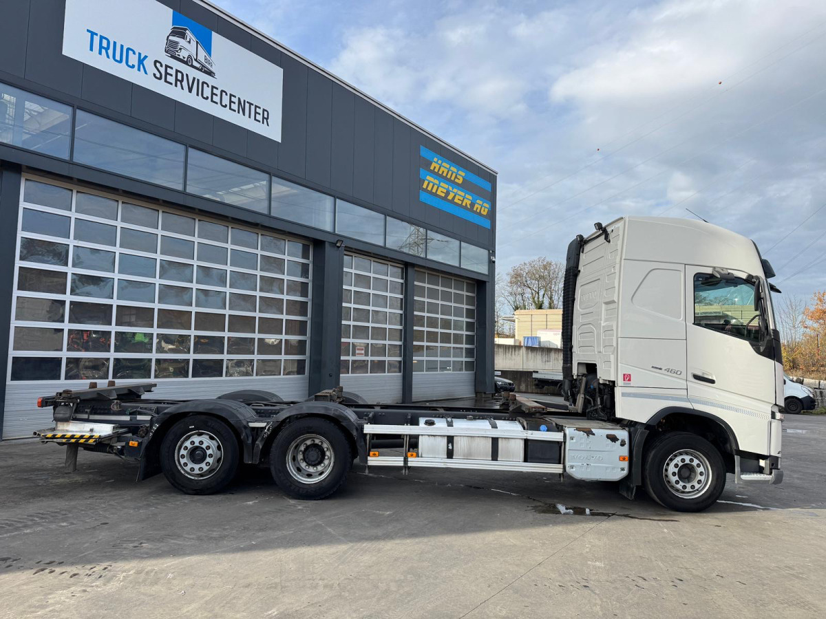 VOLVO FH-460 6x2 BDF - Camión portacontenedore/ Intercambiable: foto 4 VOLVO FH-460 6x2 BDF - Camión portacontenedore/ Intercambiable: foto 4