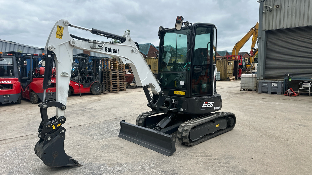BOBCAT E 26 - Miniexcavadora: foto 2 BOBCAT E 26 - Miniexcavadora: foto 2
