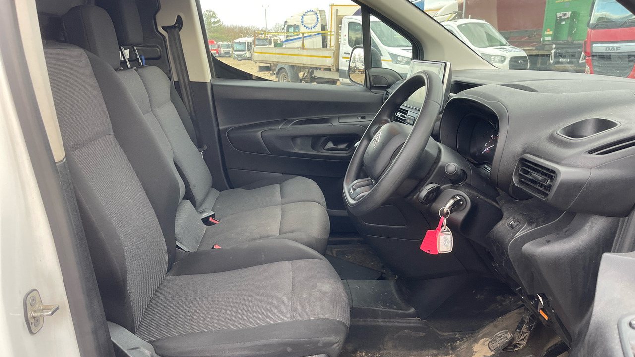 CITROEN BERLINGO 650 1.5 BLUEHDI 75PS - Furgoneta pequeña: foto 5 CITROEN BERLINGO 650 1.5 BLUEHDI 75PS - Furgoneta pequeña: foto 5