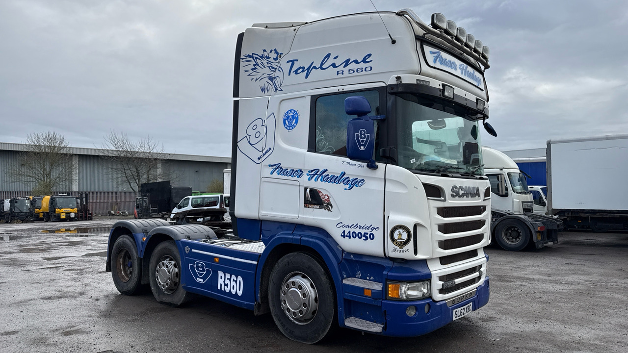 SCANIA R 560 V8 - Cabeza tractora: foto 1 SCANIA R 560 V8 - Cabeza tractora: foto 1