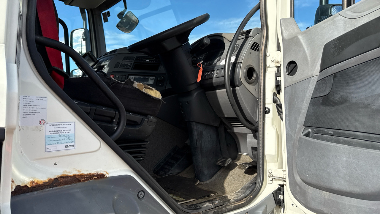 DAF CF 400 - Camión multibasculante: foto 5 DAF CF 400 - Camión multibasculante: foto 5