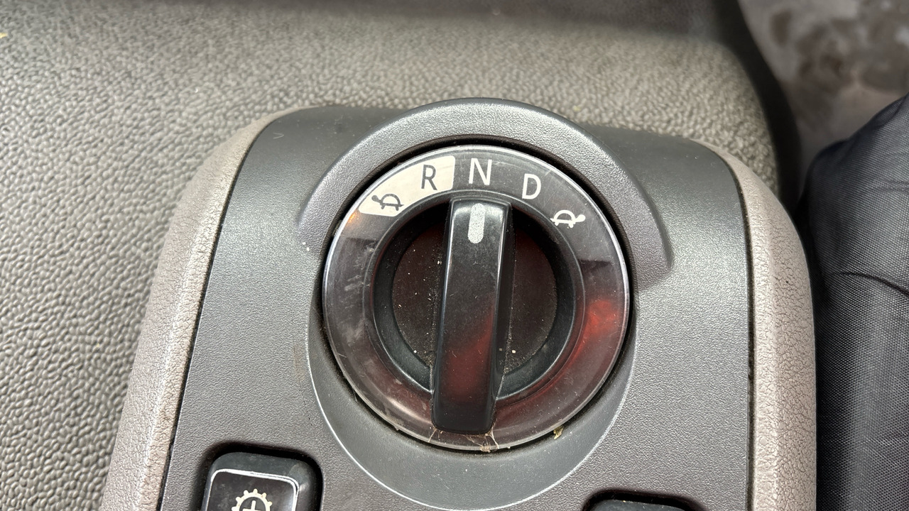 Camión lona DAF LF 150: foto 16