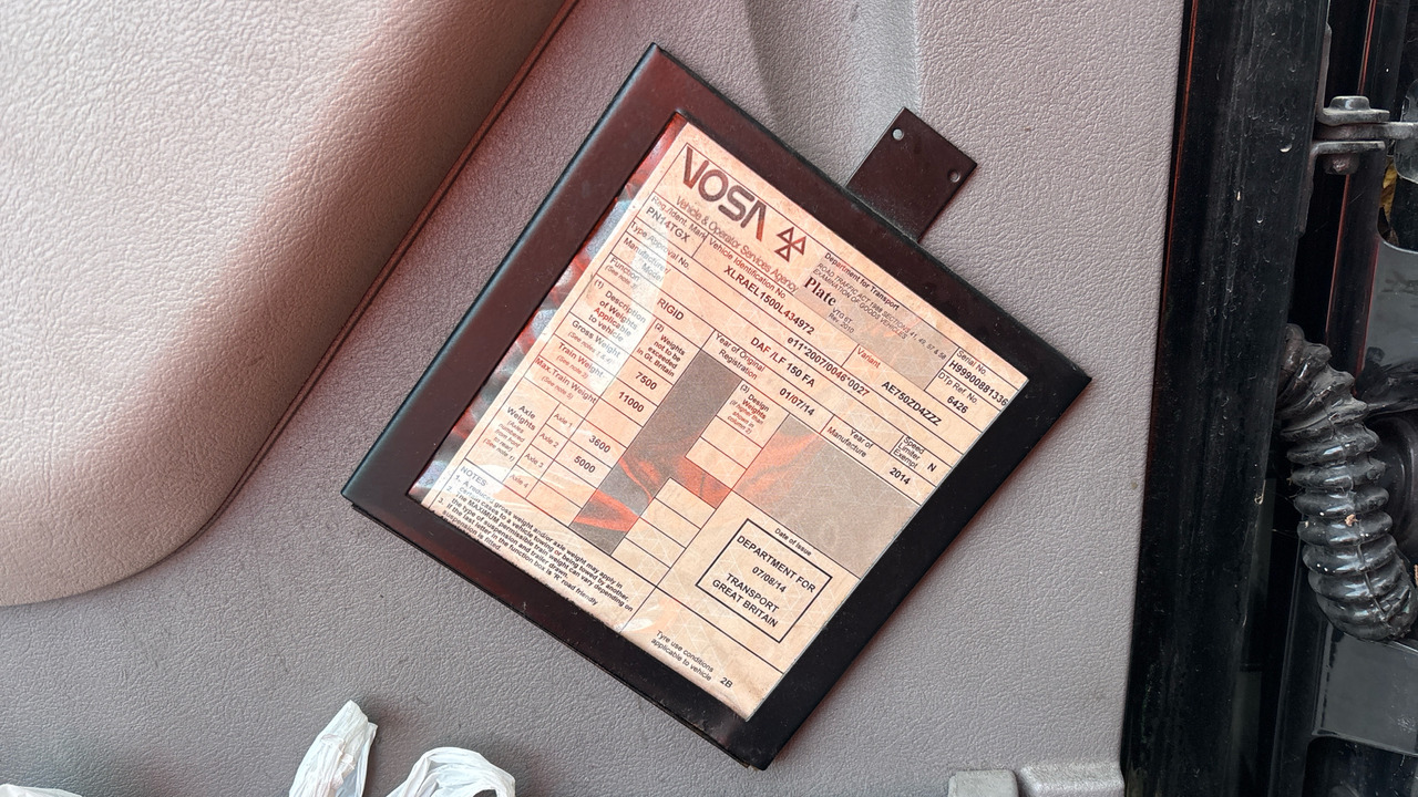 Camión lona DAF LF 150: foto 11