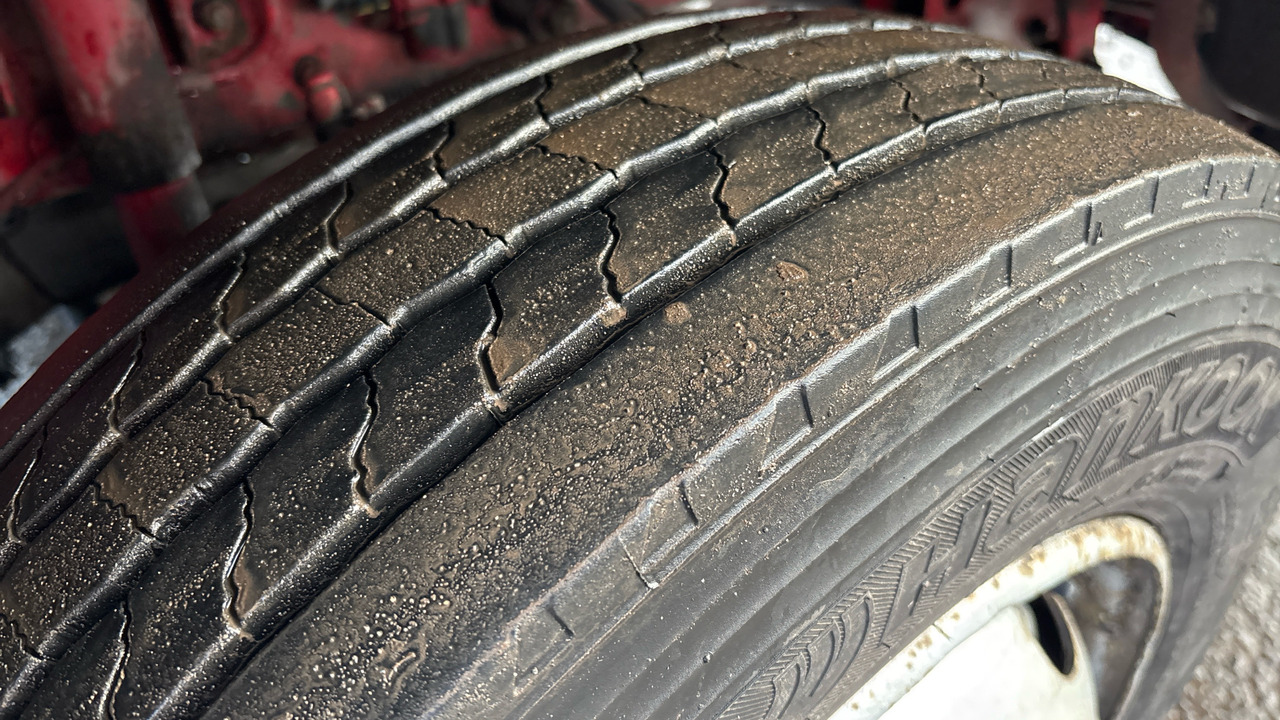 Camión lona DAF LF 150: foto 21