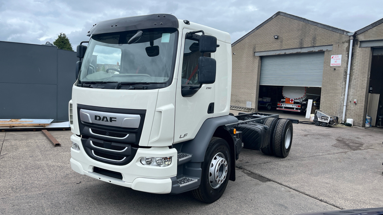 DAF LF 290 - Camión chasis: foto 2 DAF LF 290 - Camión chasis: foto 2