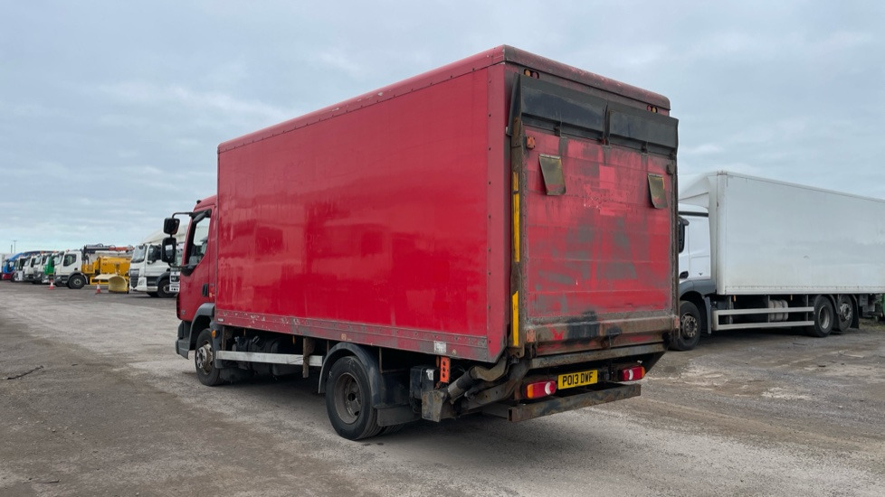 DAF LF 45.140 7.5 TONNE - Camión caja cerrada: foto 3 DAF LF 45.140 7.5 TONNE - Camión caja cerrada: foto 3