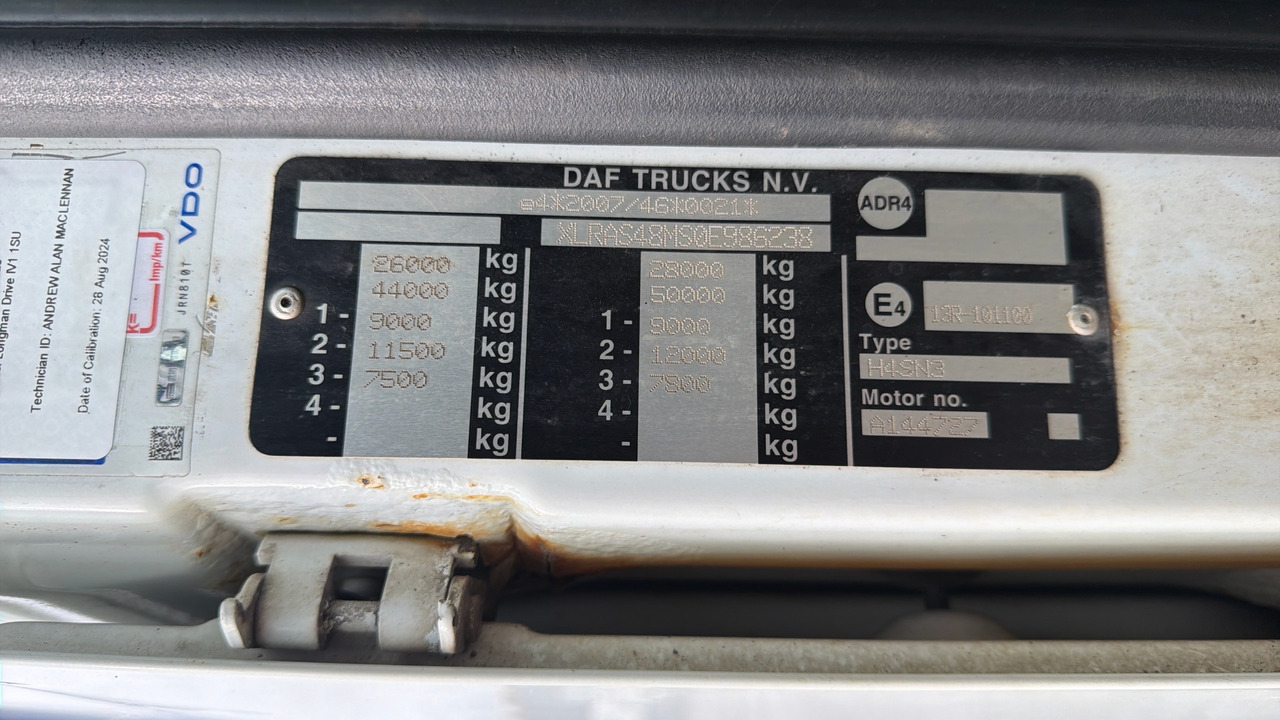 Camión lona DAF XF 105.510: foto 10