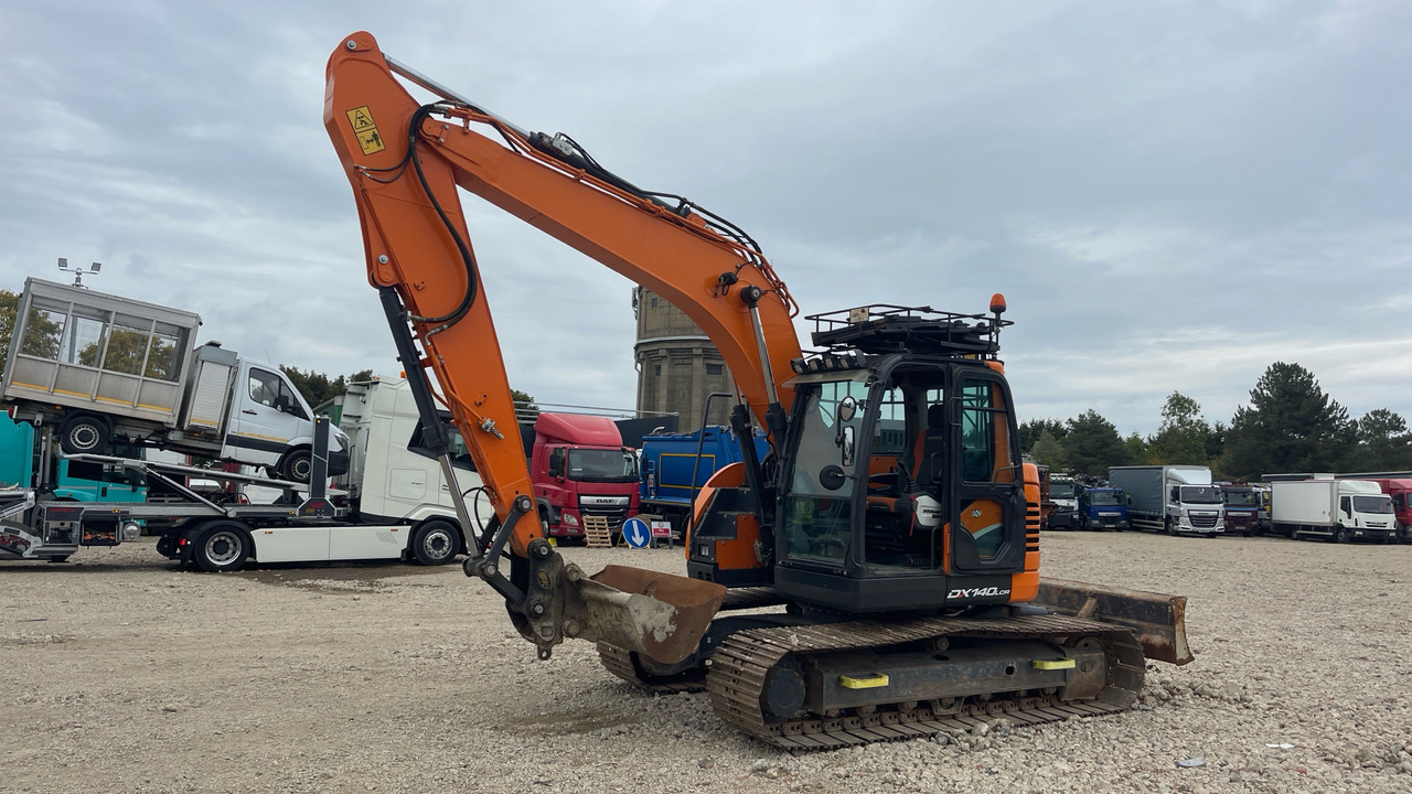 DOOSAN DX140LCR-5 - Excavadora de cadenas: foto 2 DOOSAN DX140LCR-5 - Excavadora de cadenas: foto 2