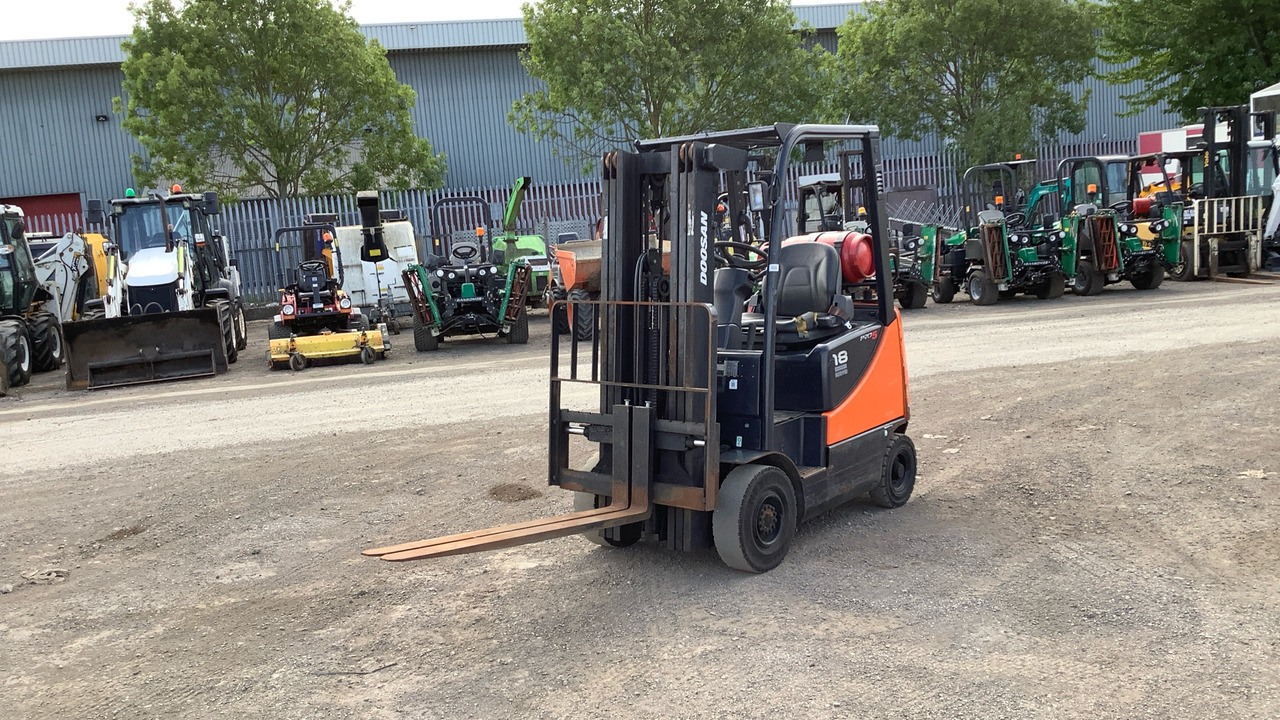 DOOSAN PRO5-18 - Carretilla elevadora de gas: foto 1 DOOSAN PRO5-18 - Carretilla elevadora de gas: foto 1